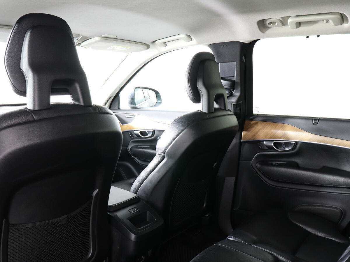 Купить Volvo XC90 с пробегом. Фото: #11