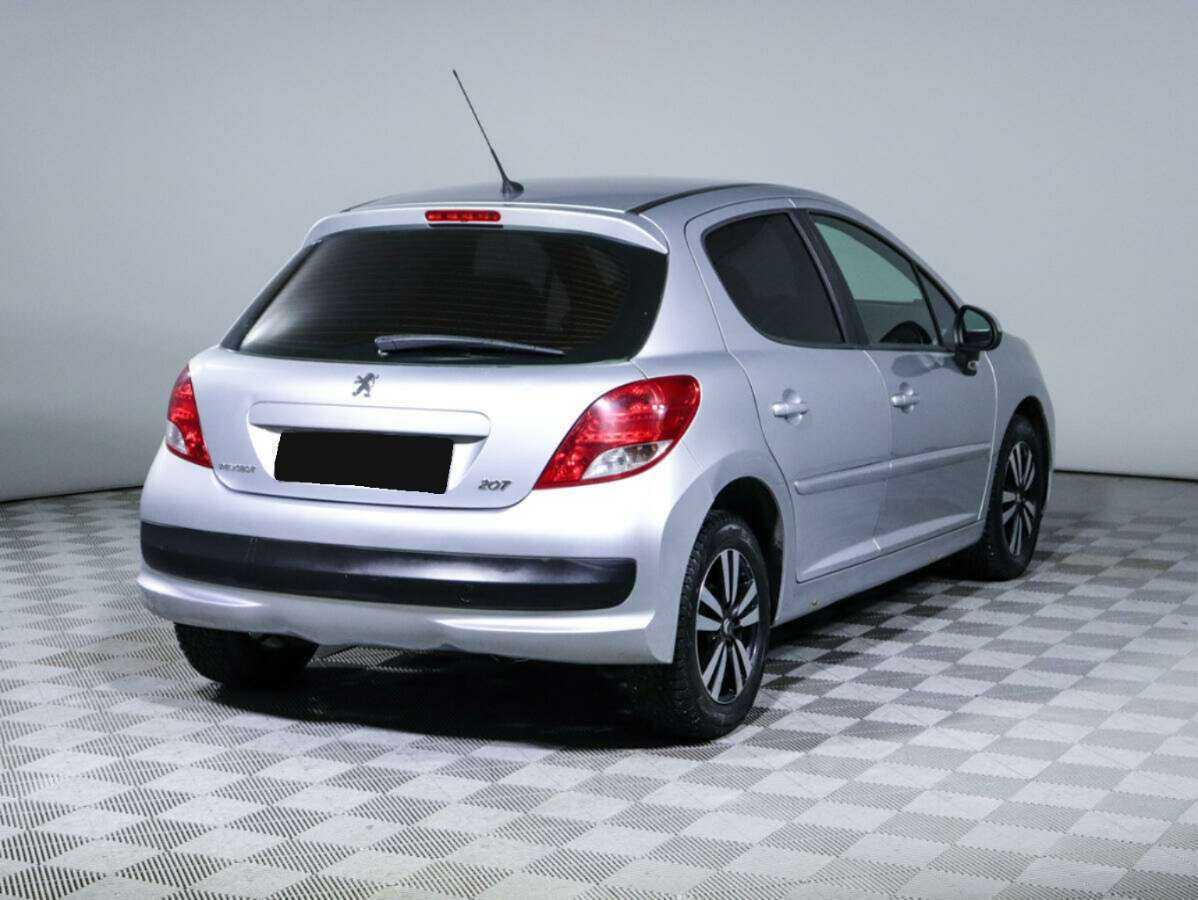 Купить Peugeot 207 с пробегом. Фото: #3
