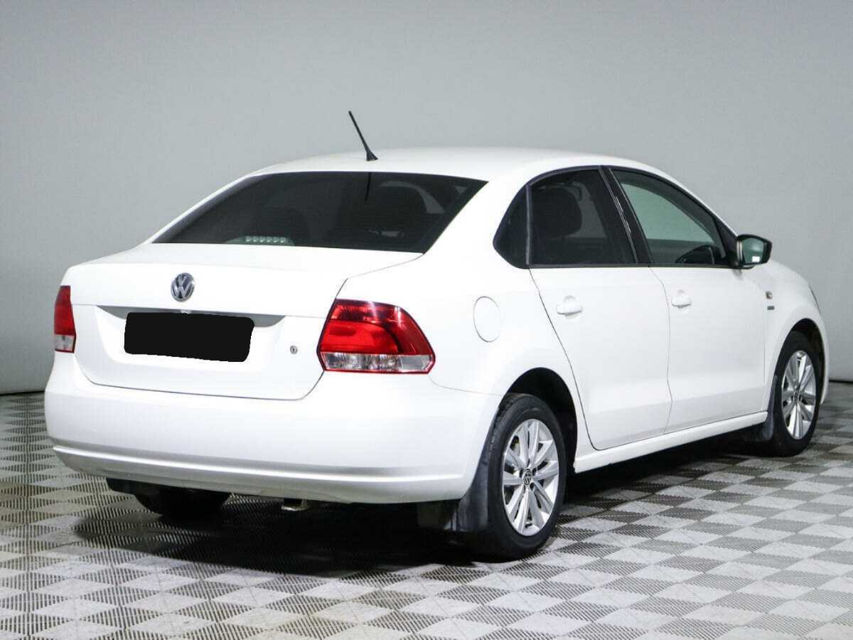 Купить Volkswagen Polo с пробегом. Фото: #4