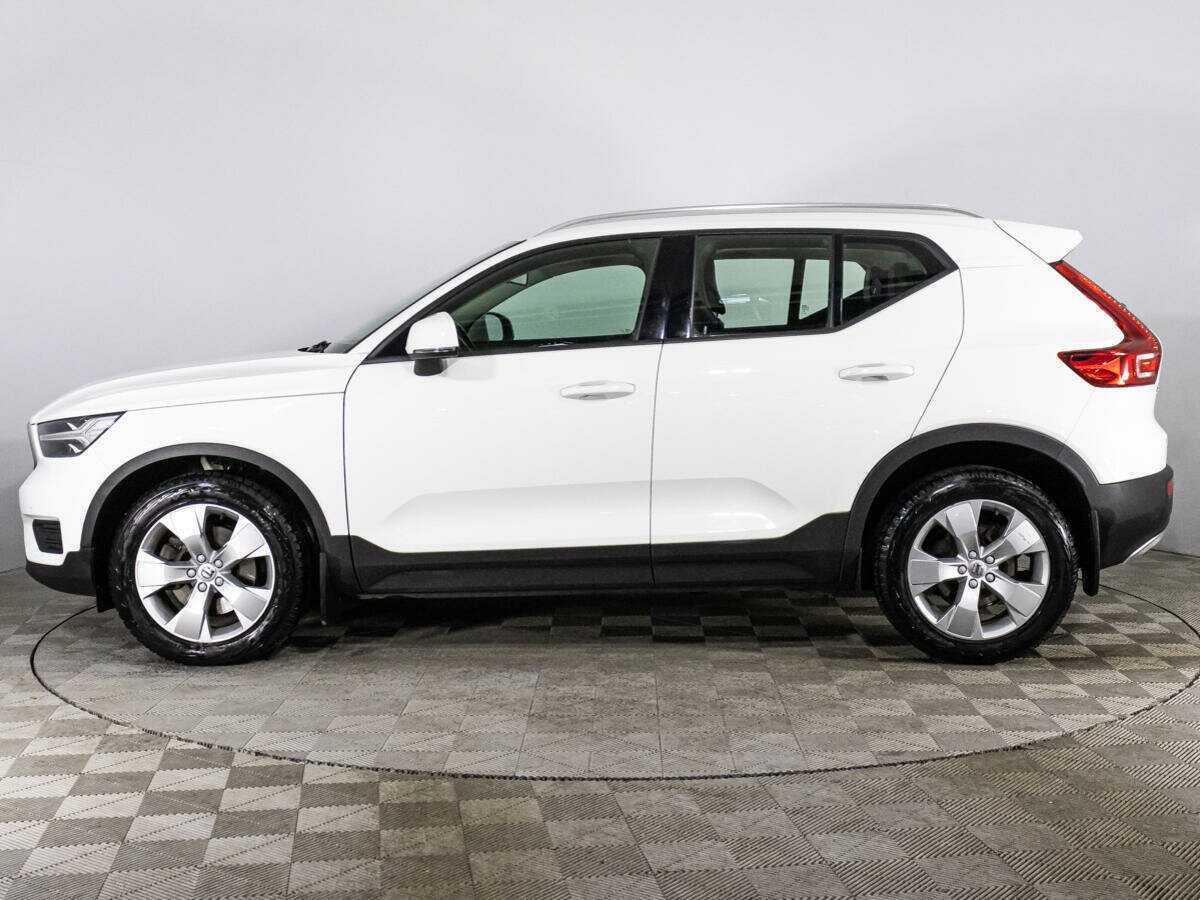 Купить Volvo XC40 с пробегом. Фото: #7