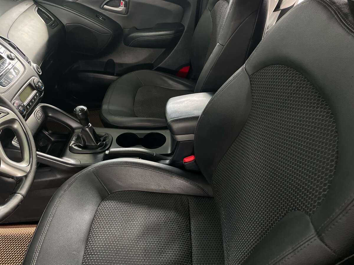 Купить Hyundai ix35 с пробегом. Фото: #10