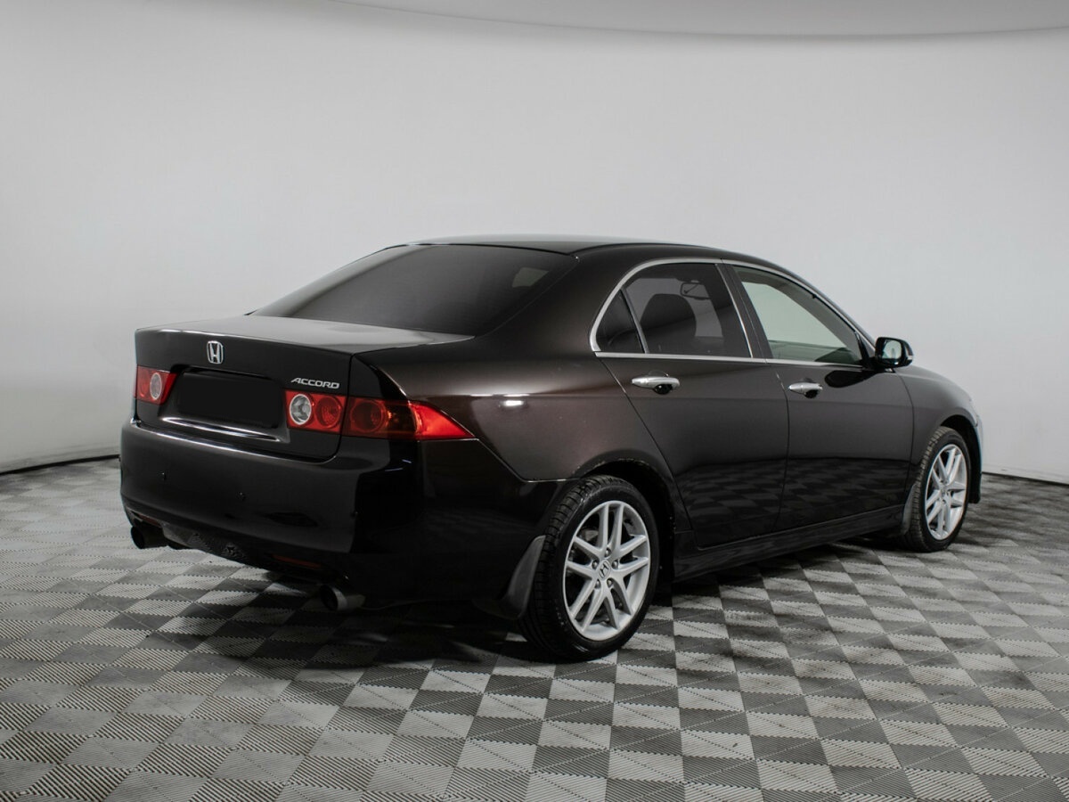 Купить Honda Accord с пробегом. Фото: #4