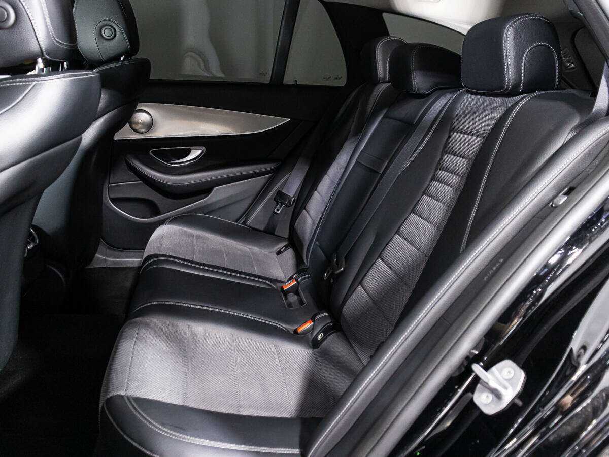Купить Mercedes-Benz E-Класс с пробегом. Фото: #9