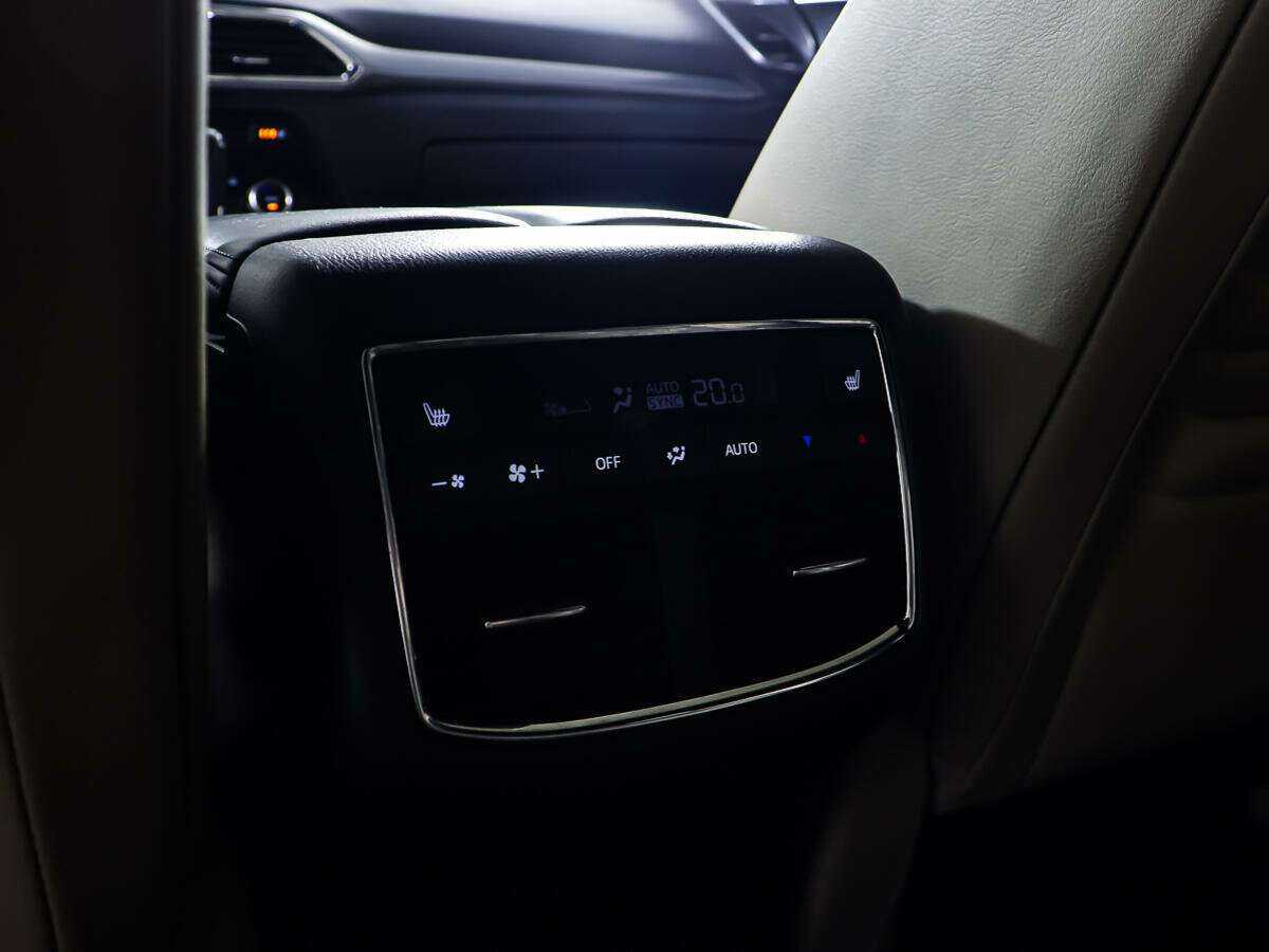 Купить Mazda CX-9 с пробегом. Фото: #16