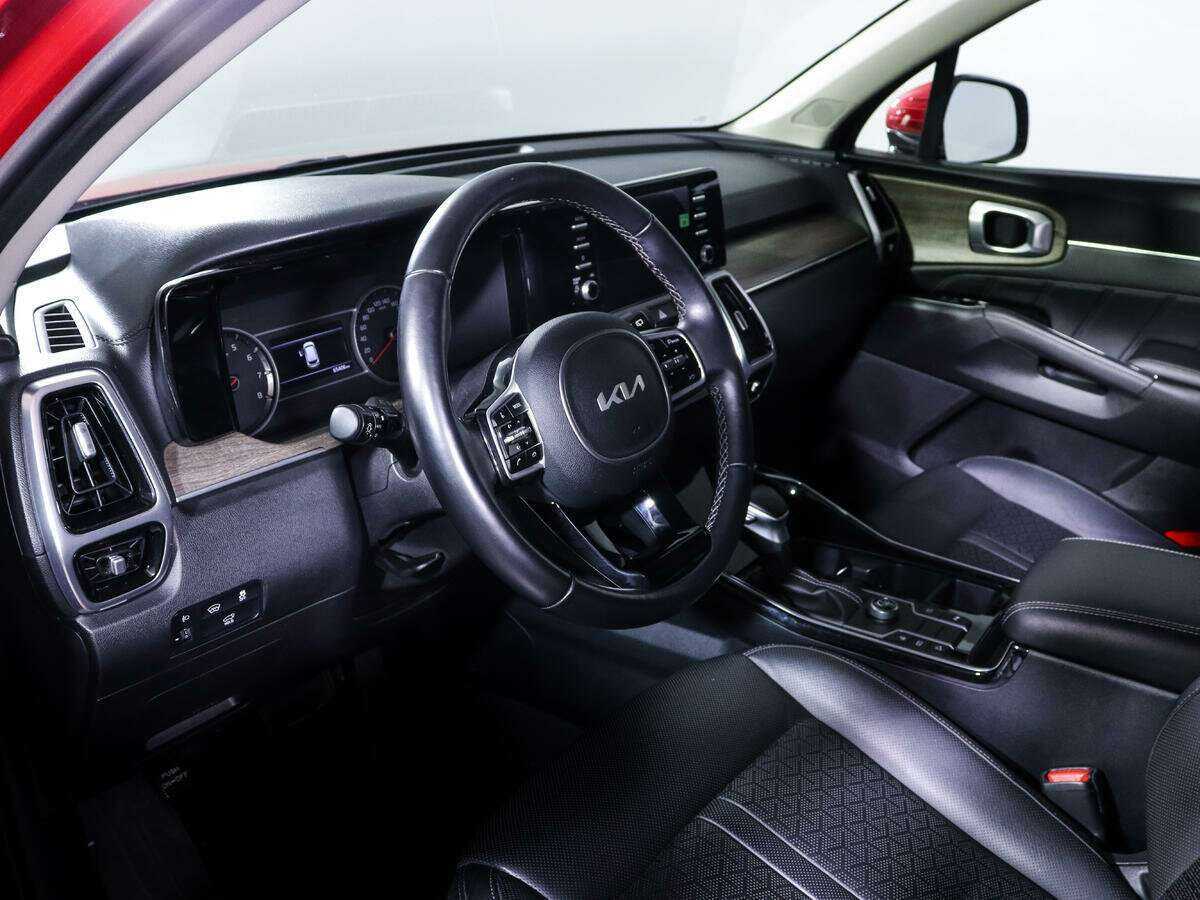 Купить Kia Sorento с пробегом. Фото: #12