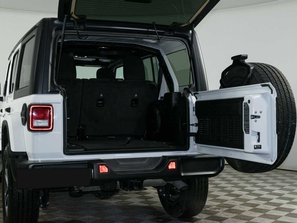 Купить Jeep Wrangler с пробегом. Фото: #6