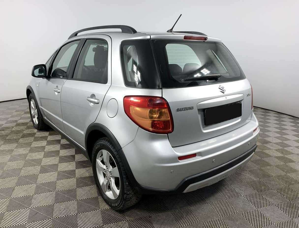 Купить Suzuki SX4 с пробегом. Фото: #6