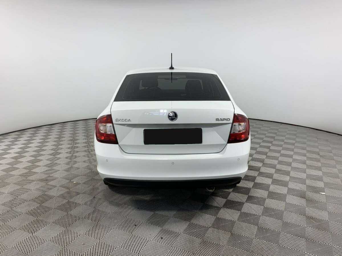 Купить Skoda Rapid с пробегом. Фото: #5
