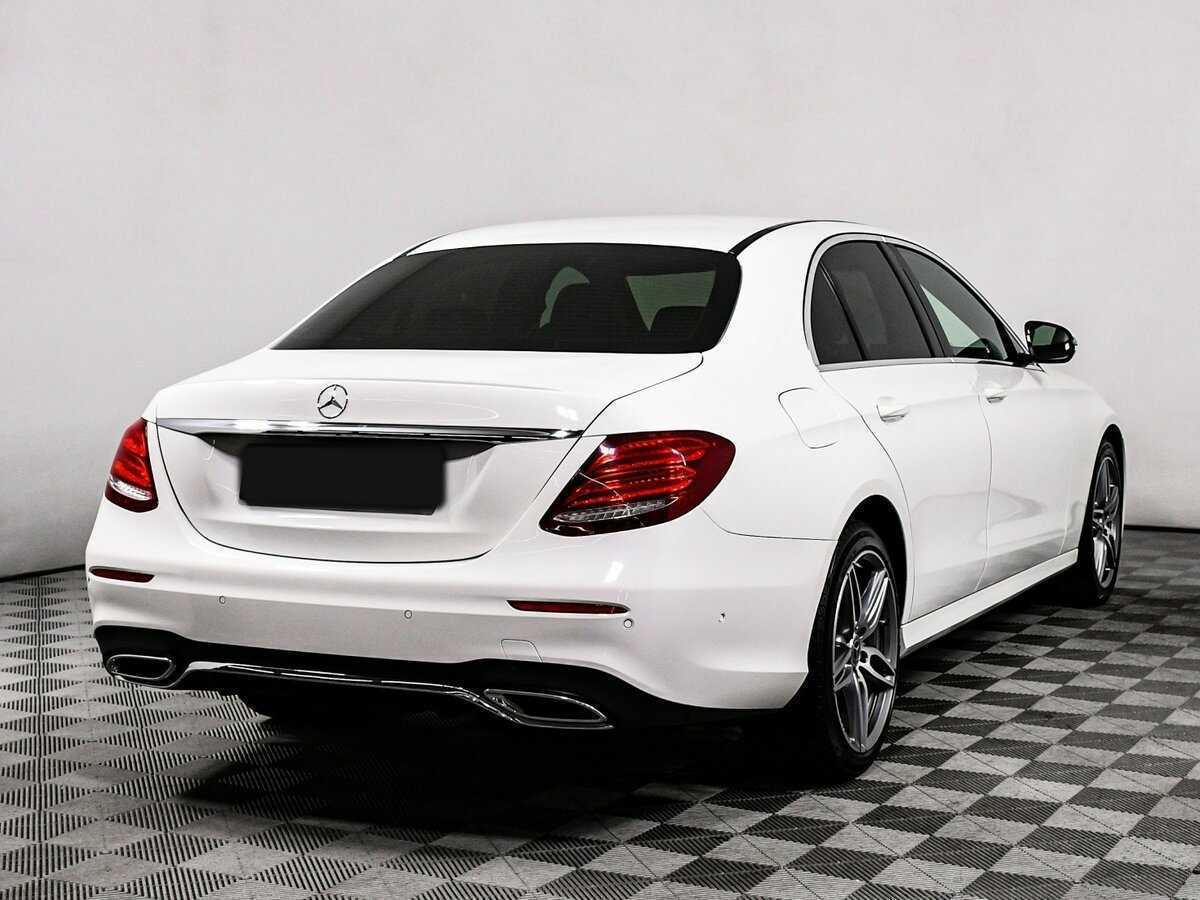 Купить Mercedes-Benz E-Класс с пробегом. Фото: #3