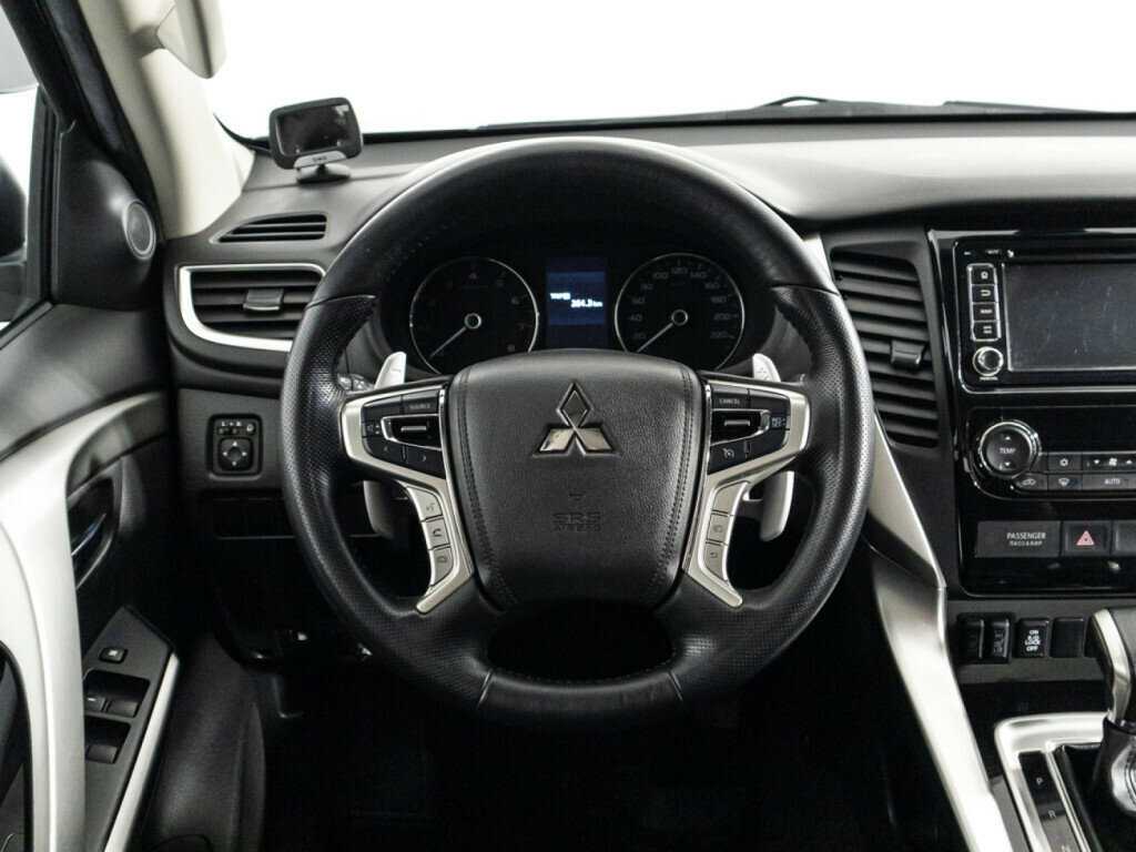Купить Mitsubishi Pajero Sport с пробегом. Фото: #20