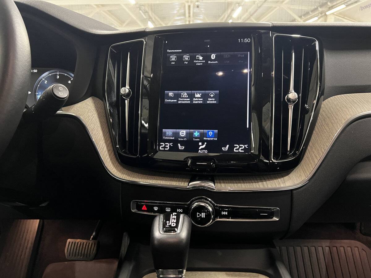Купить Volvo XC60 с пробегом. Фото: #14