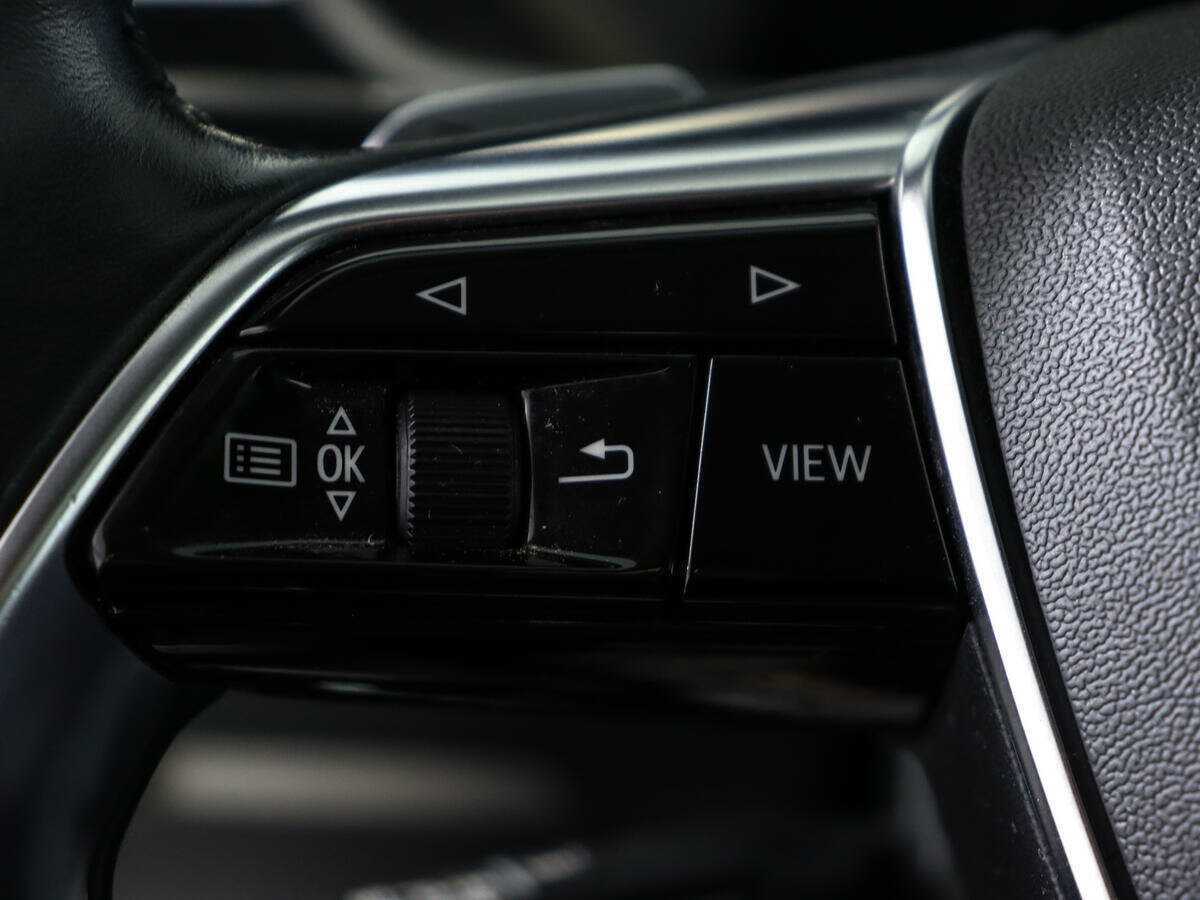 Купить Audi e-tron с пробегом. Фото: #25
