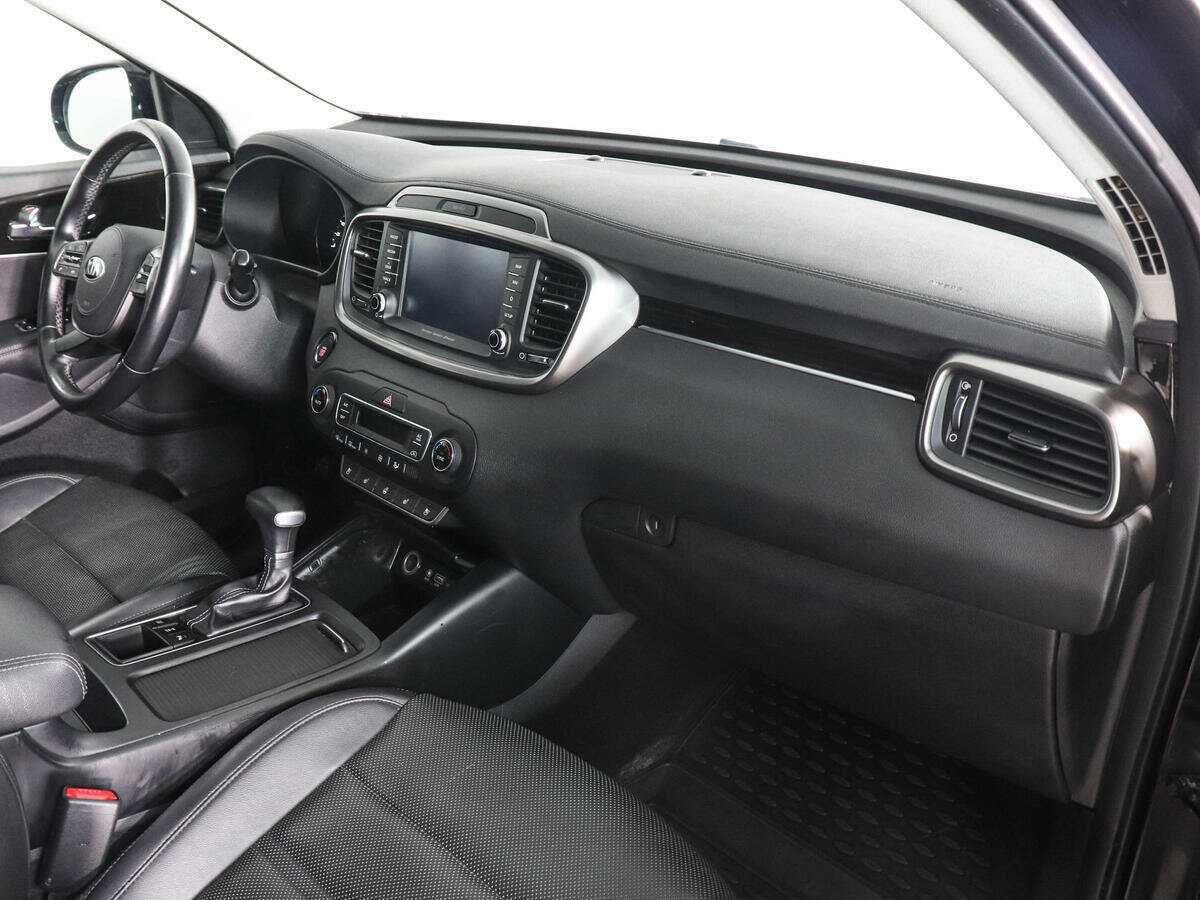 Купить Kia Sorento с пробегом. Фото: #9
