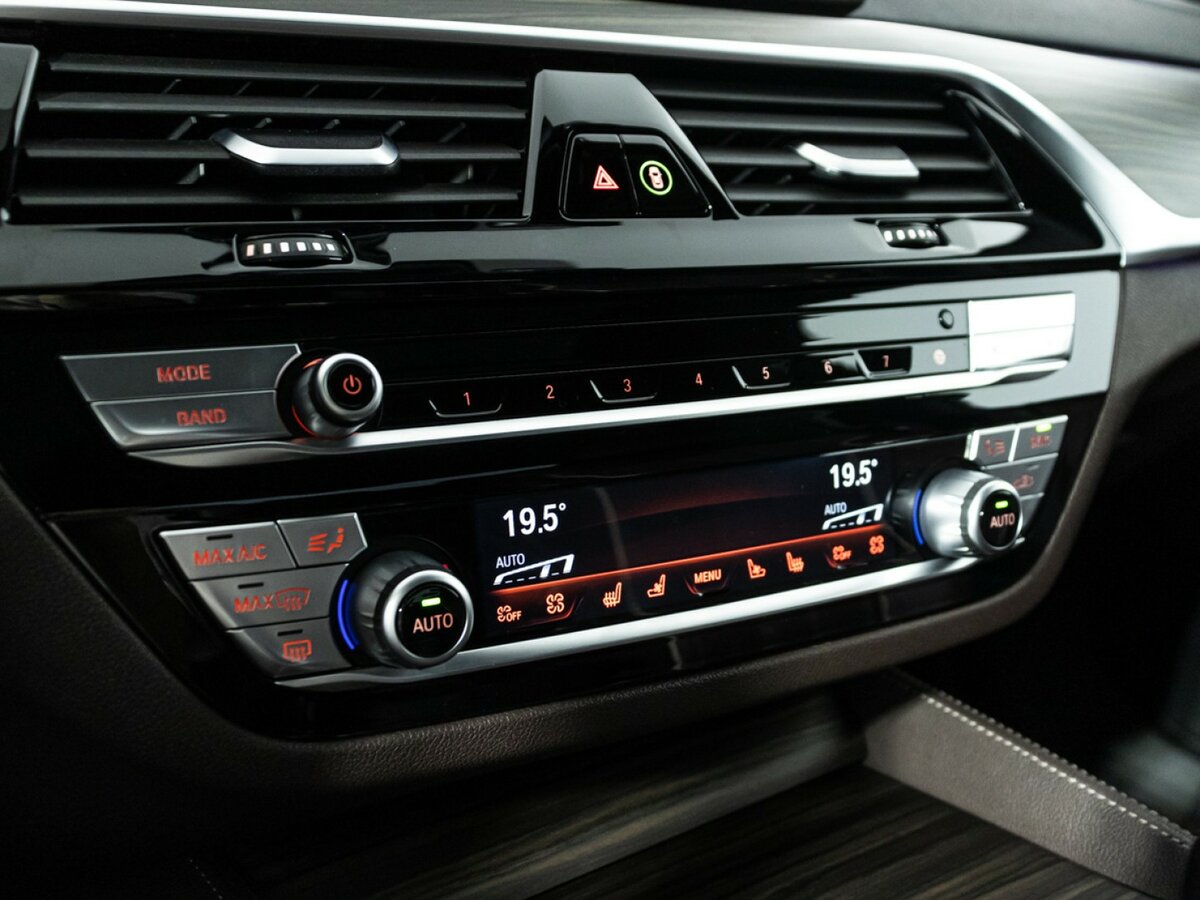 Купить BMW 5 серии с пробегом. Фото: #20