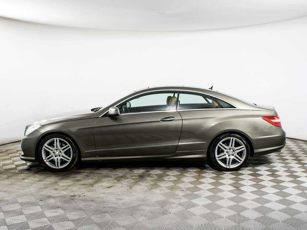 Купить Mercedes-Benz E-Класс с пробегом. Фото: #7