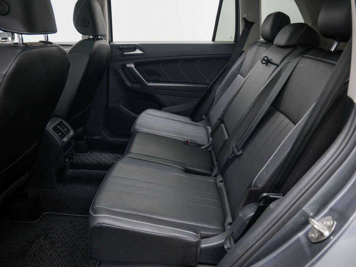 Купить Volkswagen Tiguan с пробегом. Фото: #27