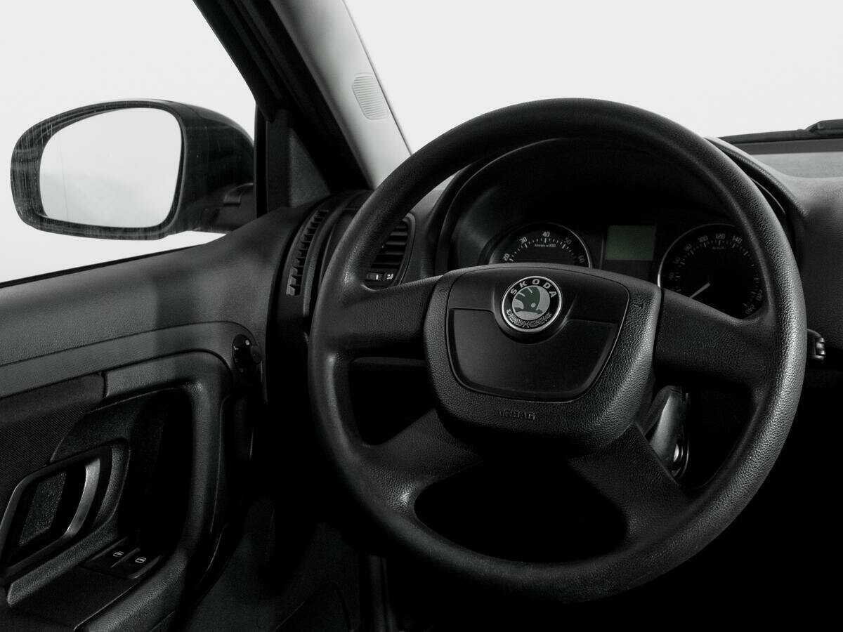 Купить Skoda Fabia с пробегом. Фото: #13