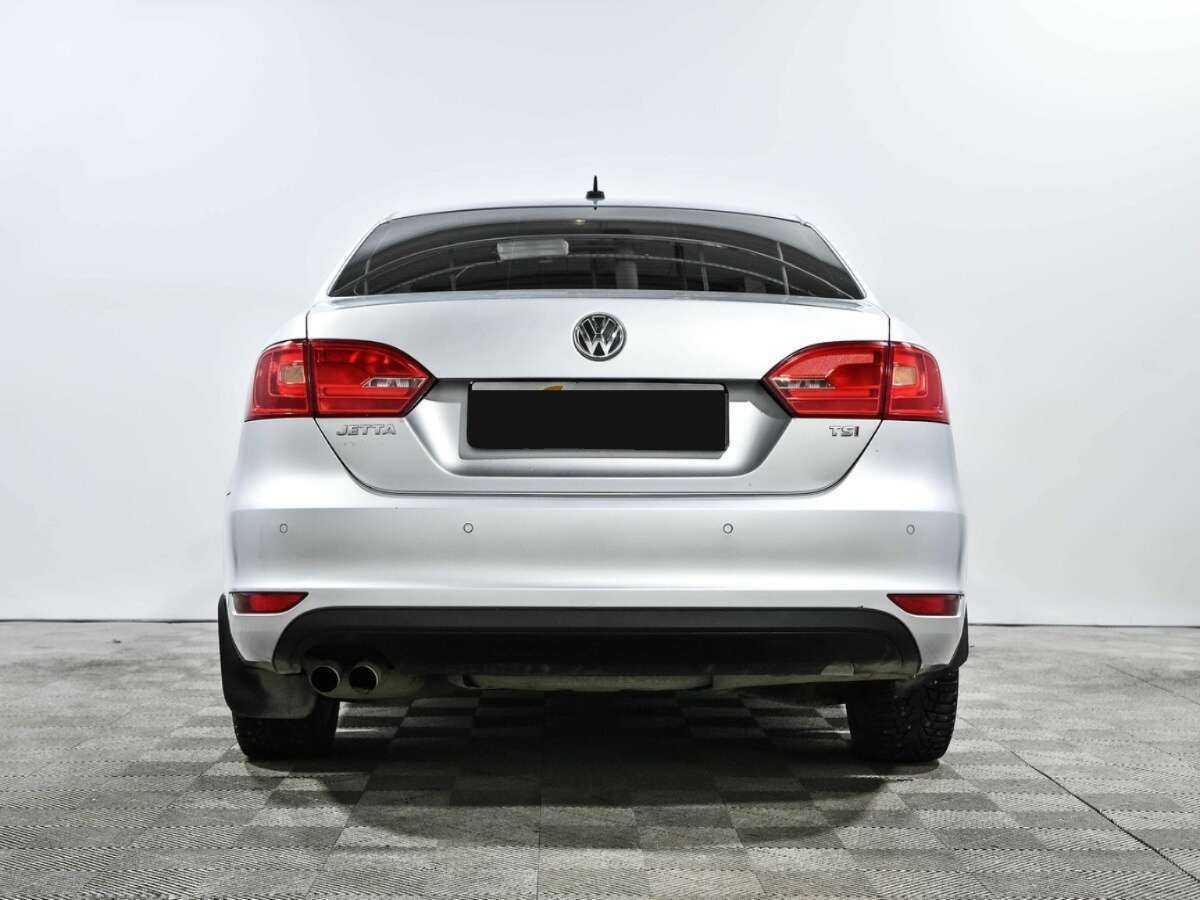 Купить Volkswagen Jetta с пробегом. Фото: #4