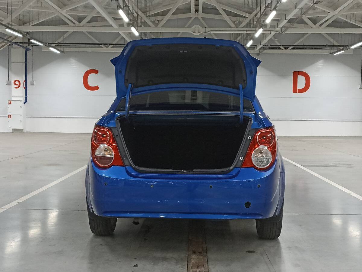 Купить Chevrolet Aveo с пробегом. Фото: #9