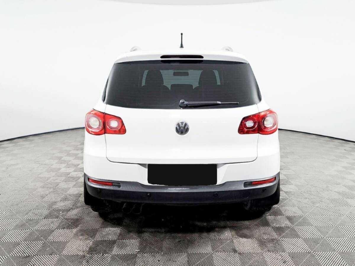 Купить Volkswagen Tiguan с пробегом. Фото: #5