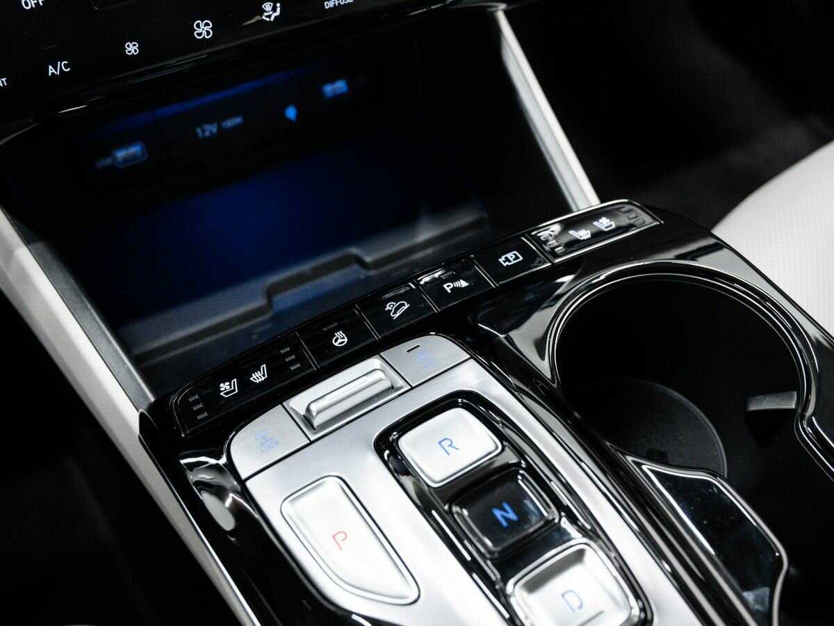 Купить Hyundai Tucson с пробегом. Фото: #24