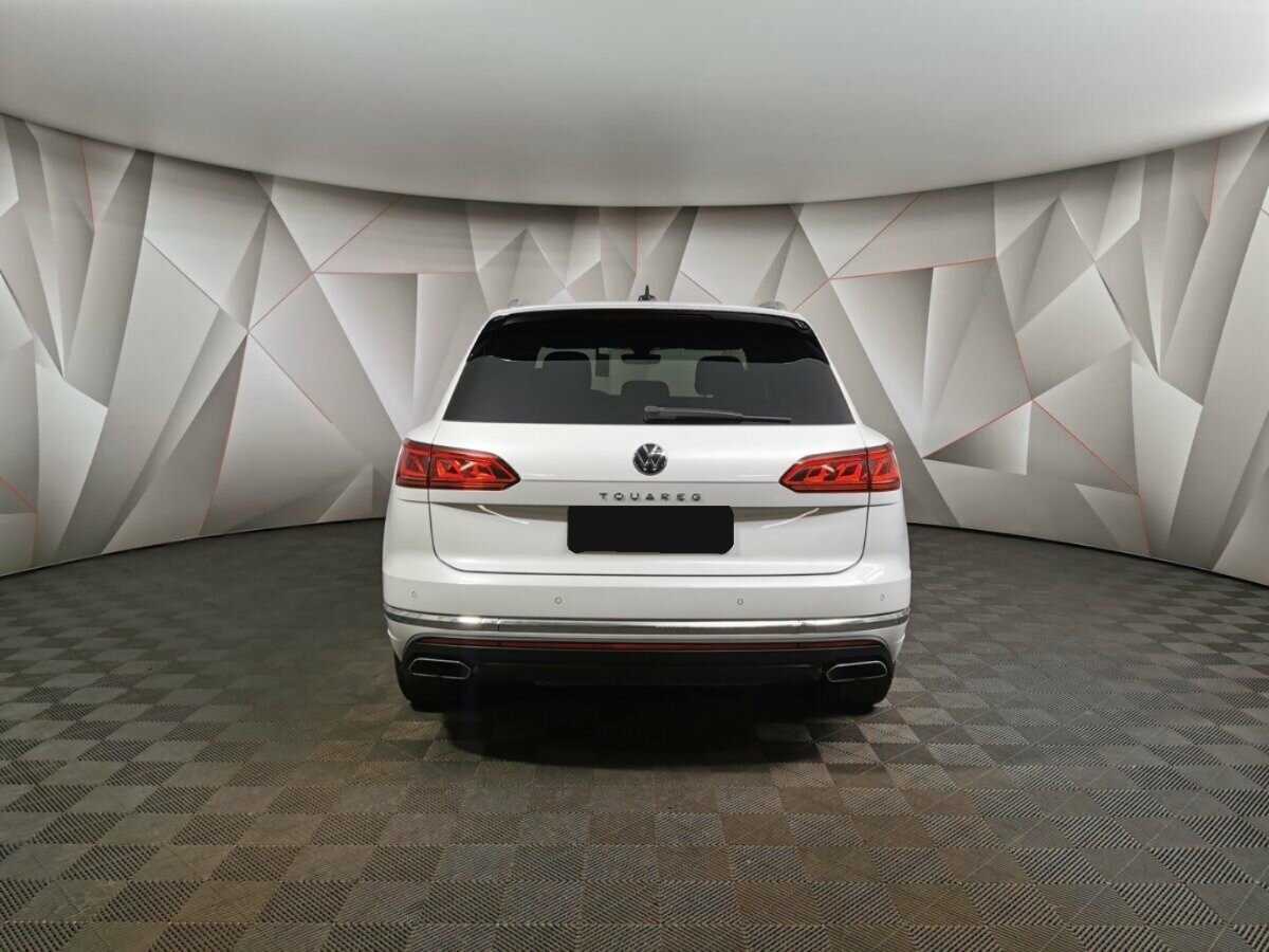 Купить Volkswagen Touareg с пробегом. Фото: #7