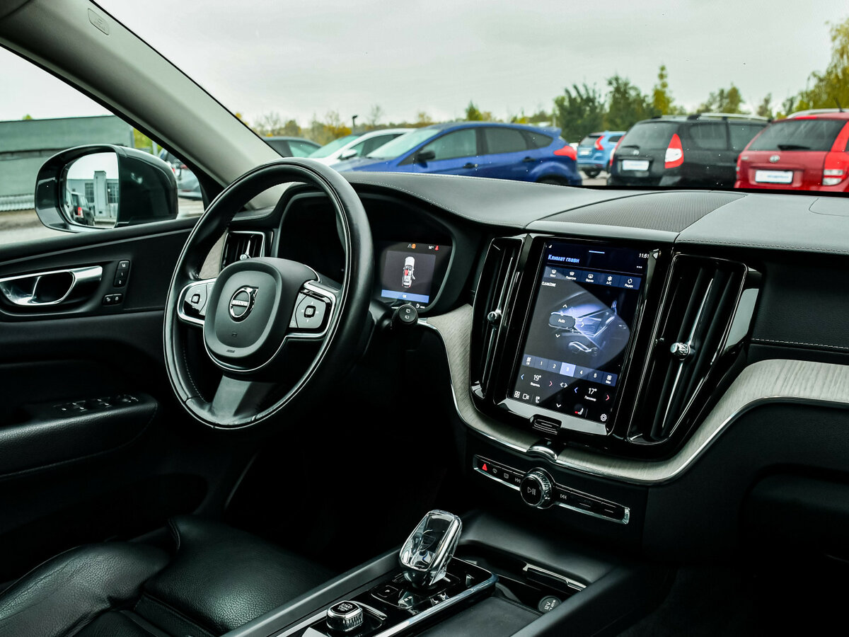Купить Volvo XC60 с пробегом. Фото: #8