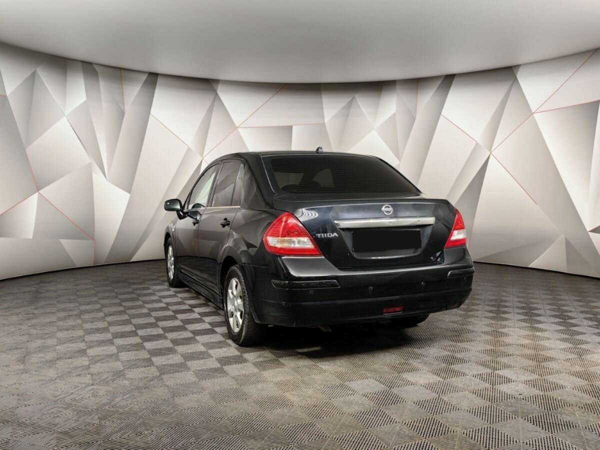 Купить Nissan Tiida с пробегом. Фото: #3
