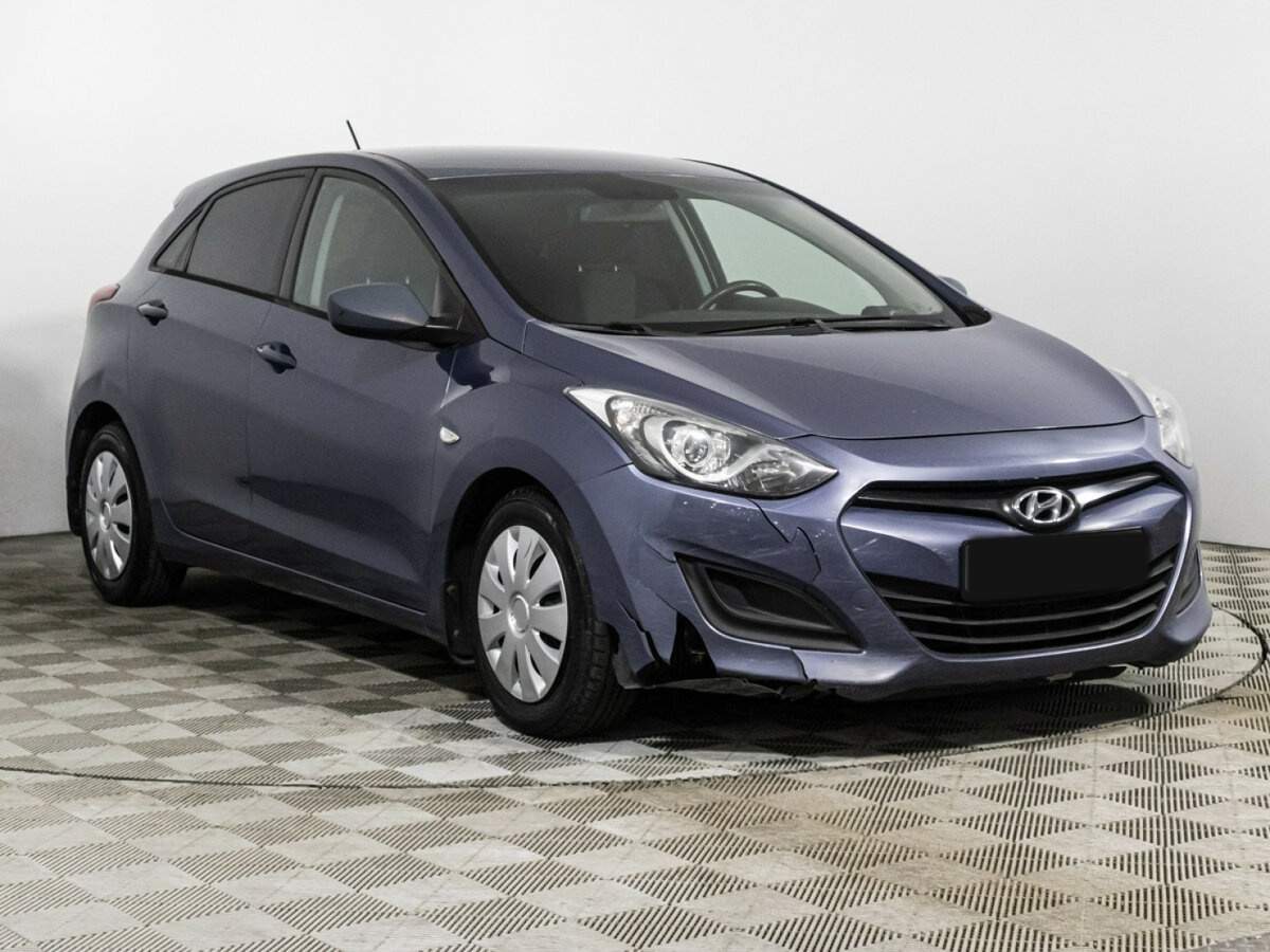 Купить Hyundai i30 с пробегом. Фото: #2