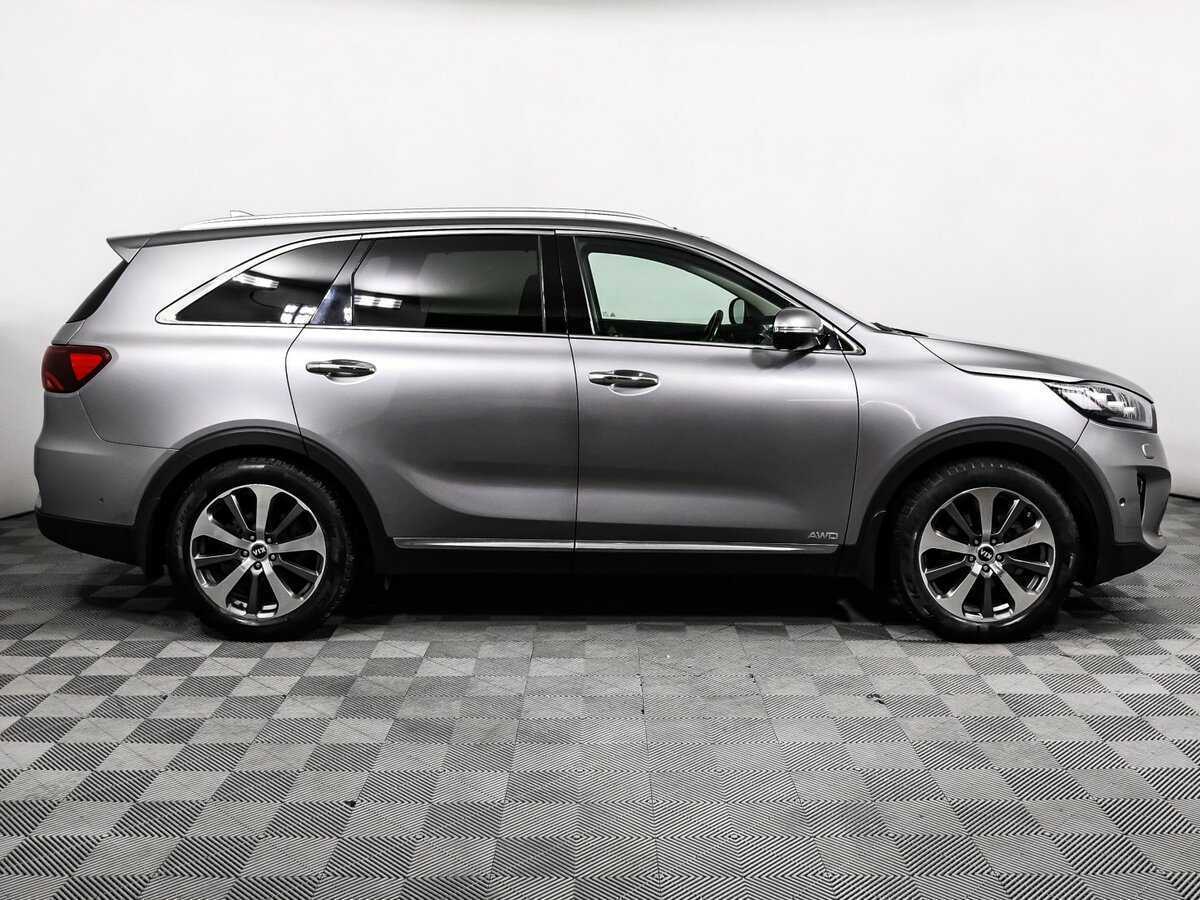 Купить Kia Sorento с пробегом. Фото: #3
