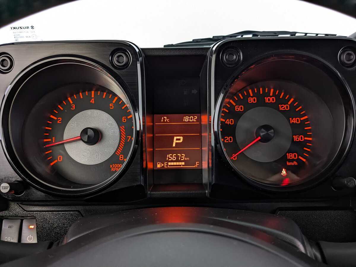 Купить Suzuki Jimny с пробегом. Фото: #11