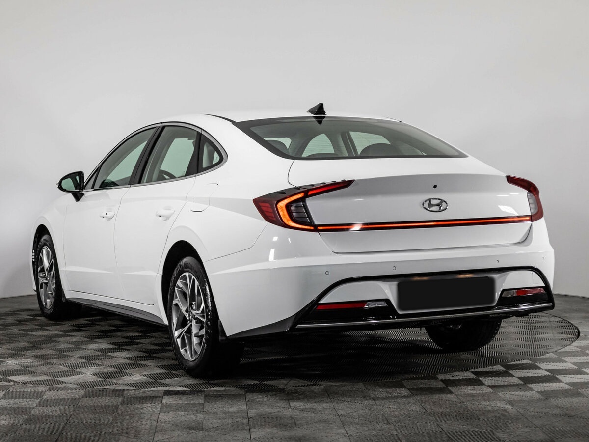 Купить Hyundai Sonata с пробегом. Фото: #5