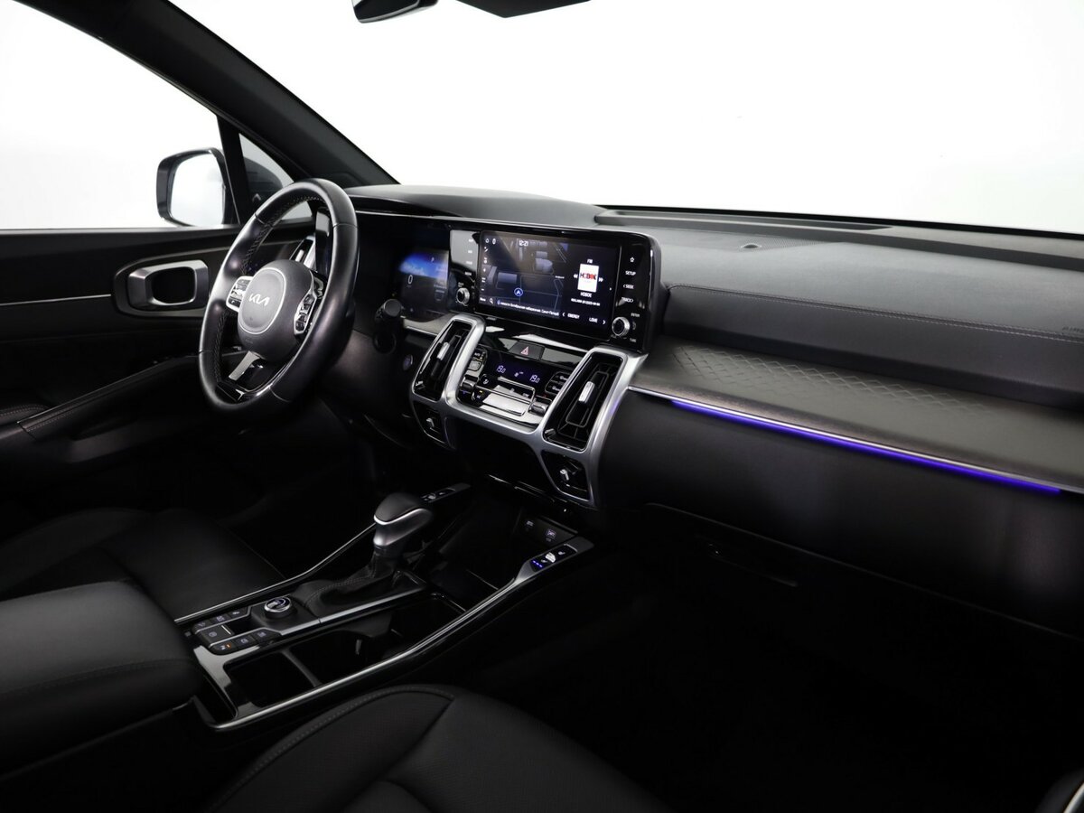 Купить Kia Sorento с пробегом. Фото: #10