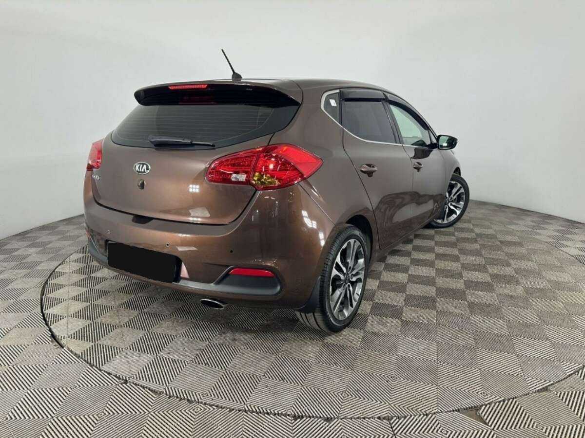 Купить Kia Ceed с пробегом. Фото: #5