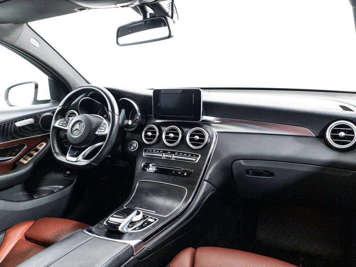 Купить Mercedes-Benz GLC Coupe с пробегом. Фото: #8