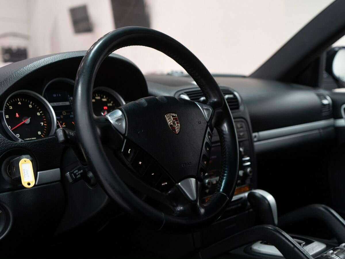Купить Porsche Cayenne с пробегом. Фото: #4