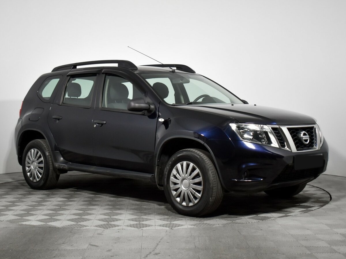 Купить Nissan Terrano с пробегом. Фото: #2