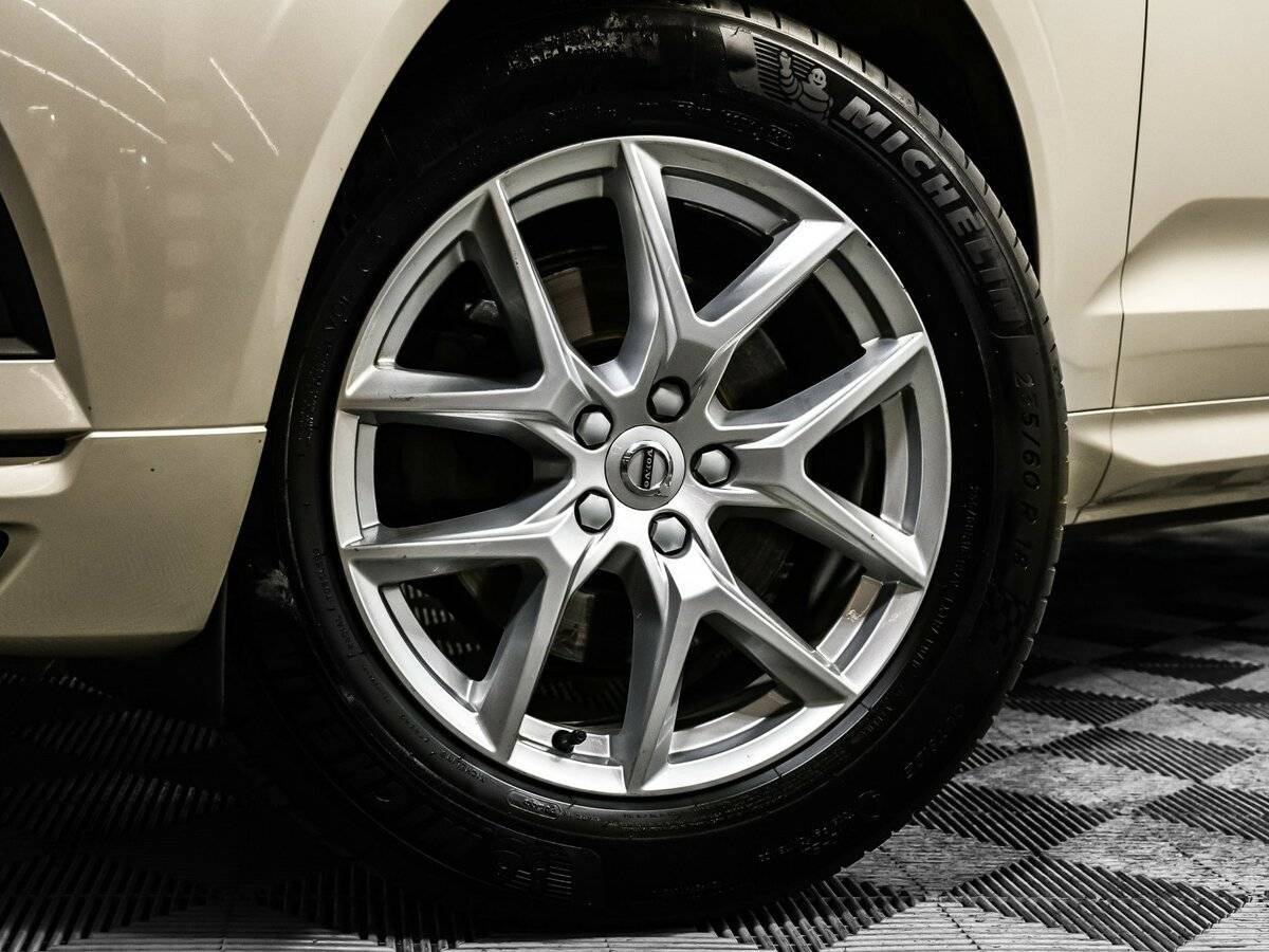 Купить Volvo XC60 с пробегом. Фото: #14