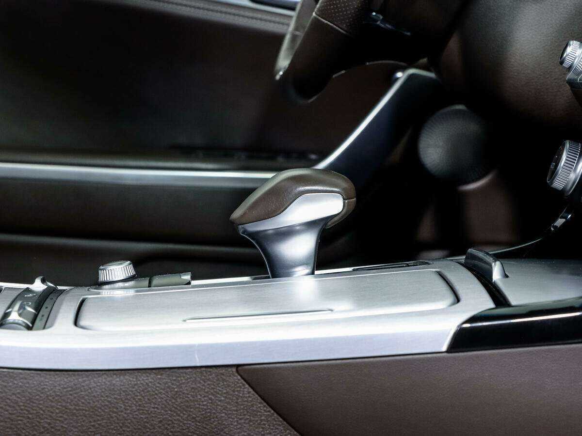 Купить Kia Stinger с пробегом. Фото: #24