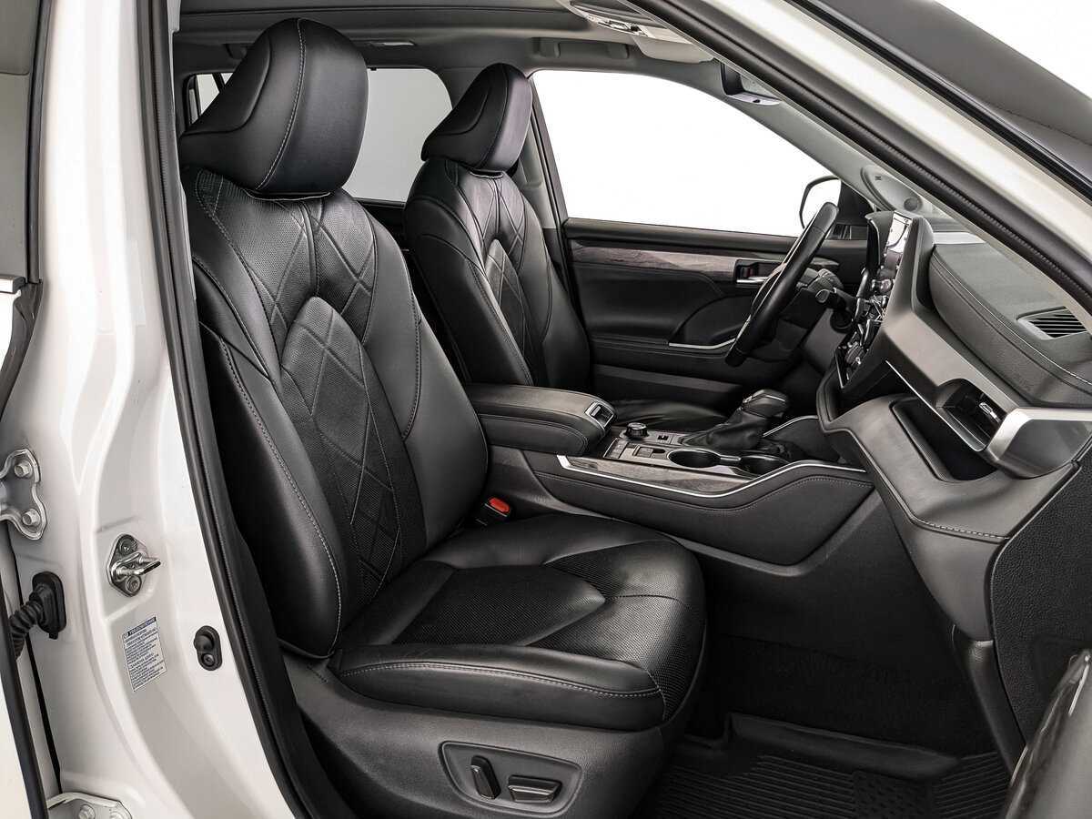 Купить Toyota Highlander с пробегом. Фото: #23