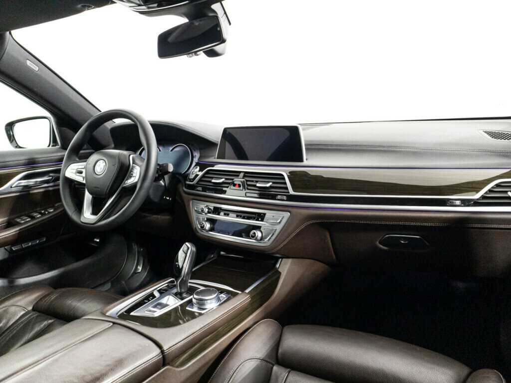 Купить BMW 7 серии с пробегом. Фото: #8