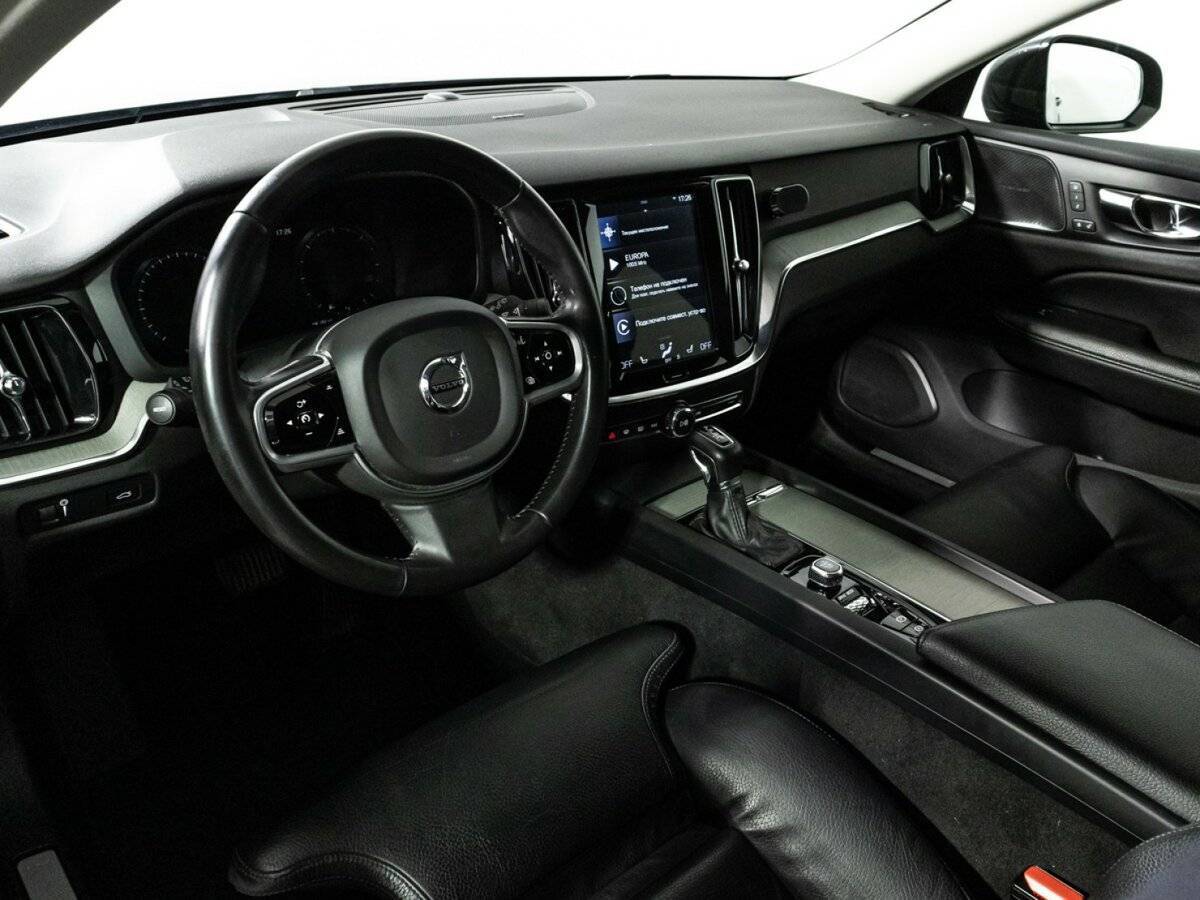 Купить Volvo V60 Cross Country с пробегом. Фото: #10