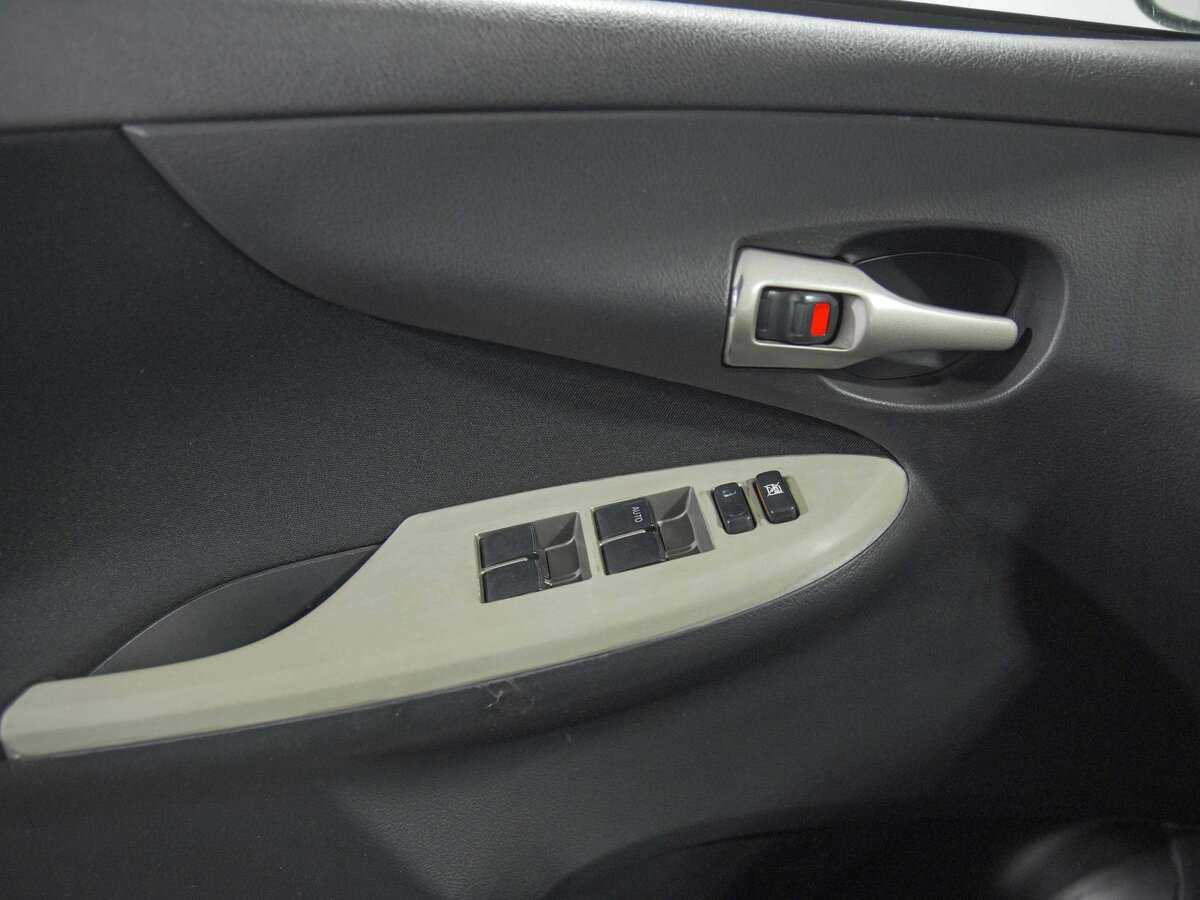 Купить Toyota Corolla с пробегом. Фото: #10