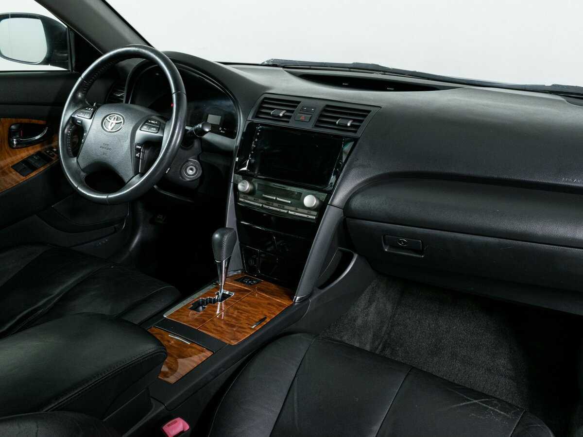 Купить Toyota Camry с пробегом. Фото: #6