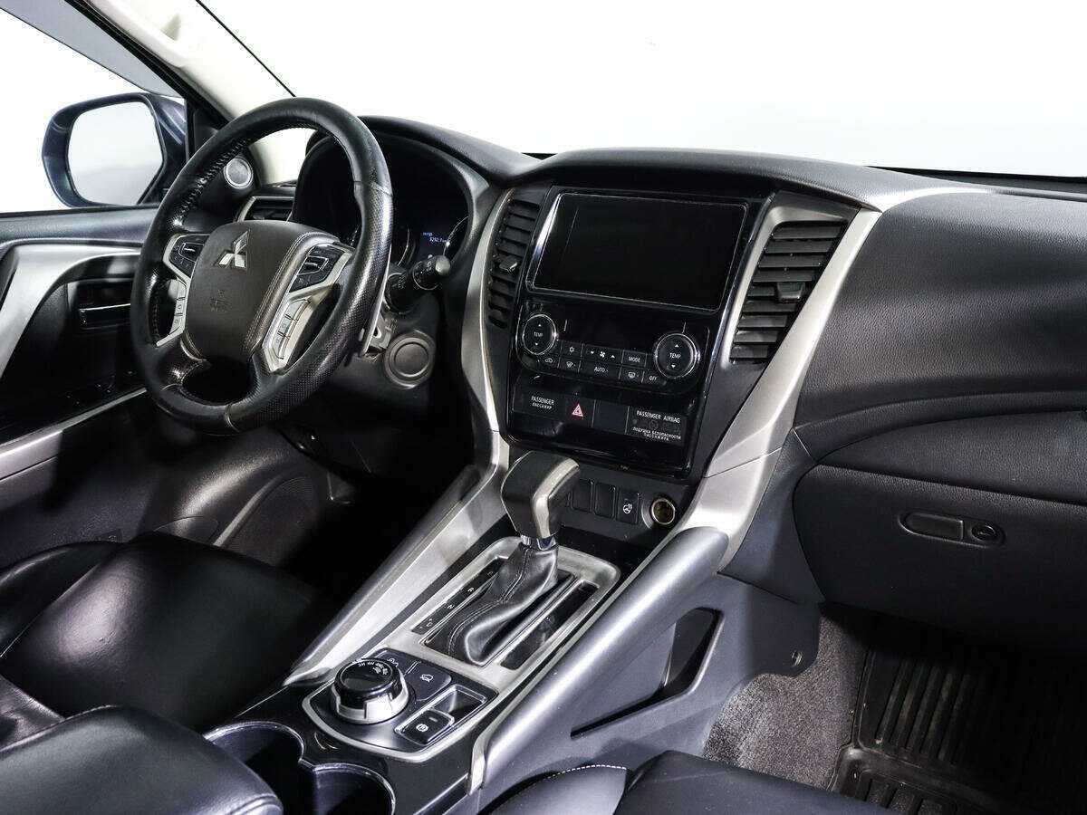 Купить Mitsubishi Pajero Sport с пробегом. Фото: #8