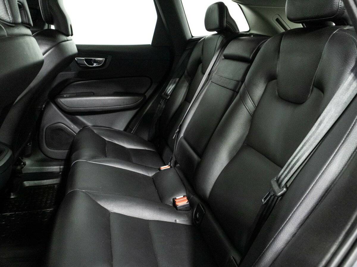 Купить Volvo XC60 с пробегом. Фото: #9