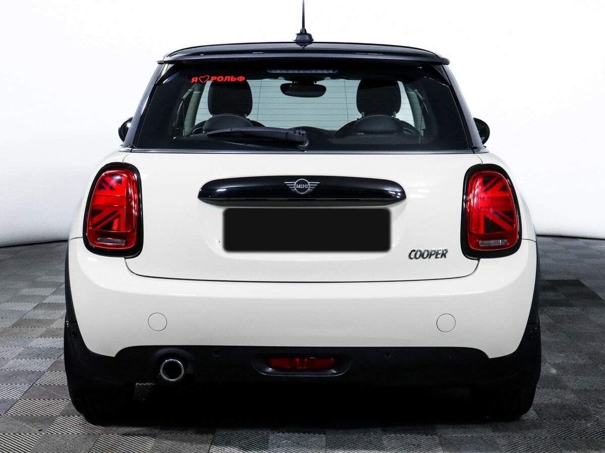 Купить Mini Hatch с пробегом. Фото: #5