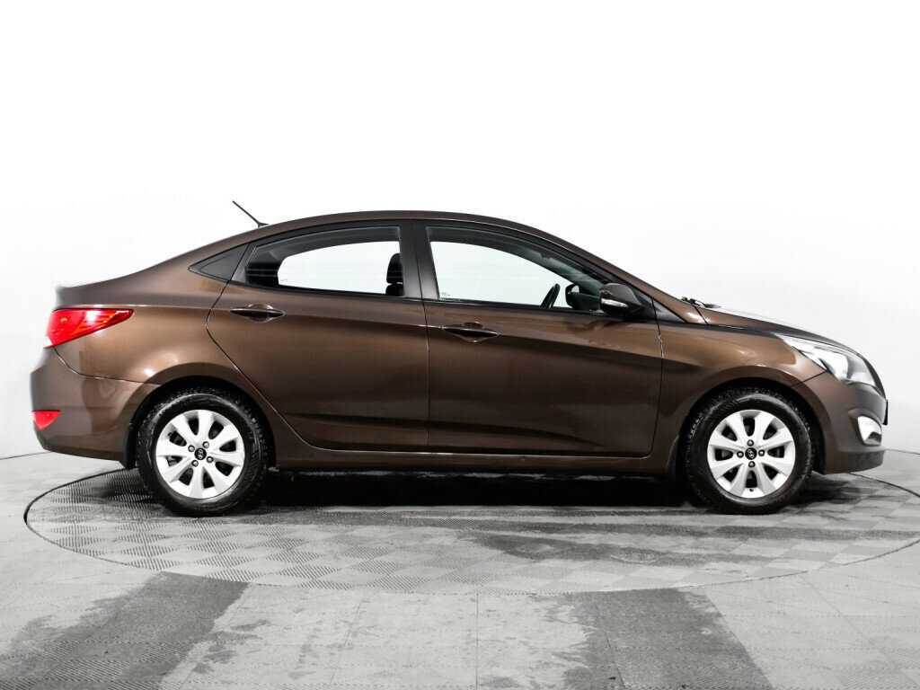 Купить Hyundai Solaris с пробегом. Фото: #3