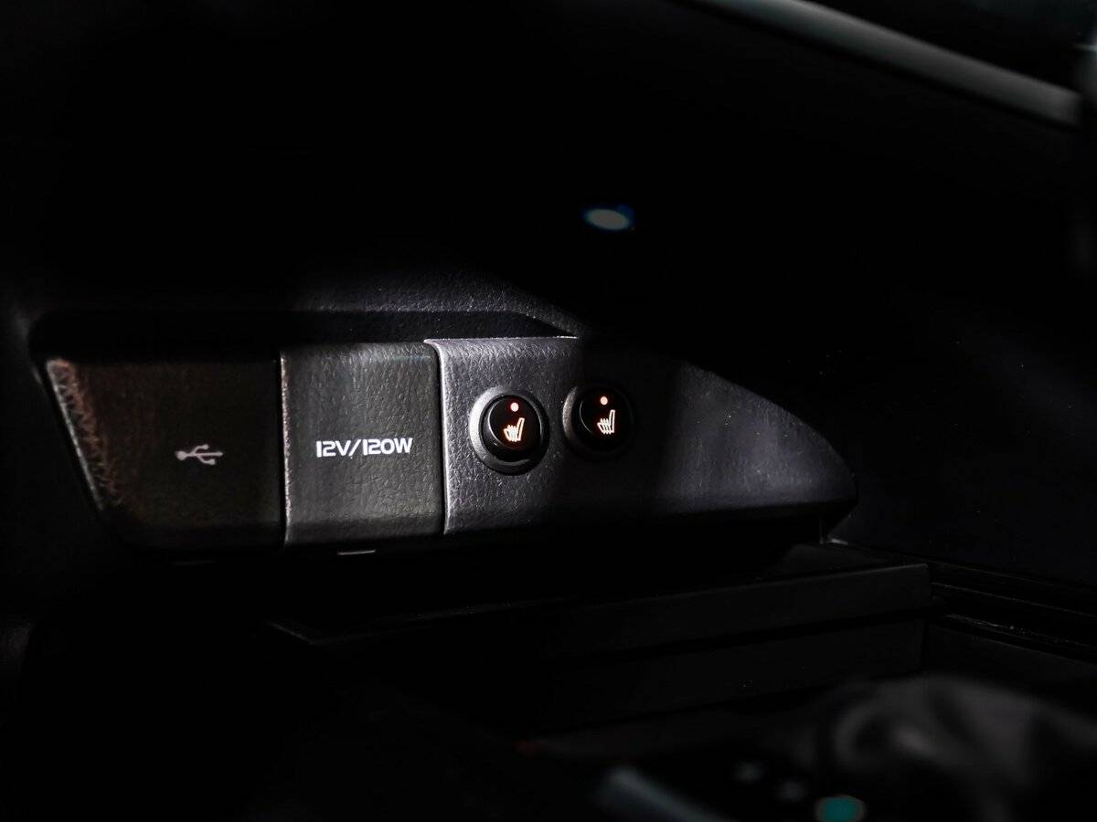 Купить Toyota Camry с пробегом. Фото: #14