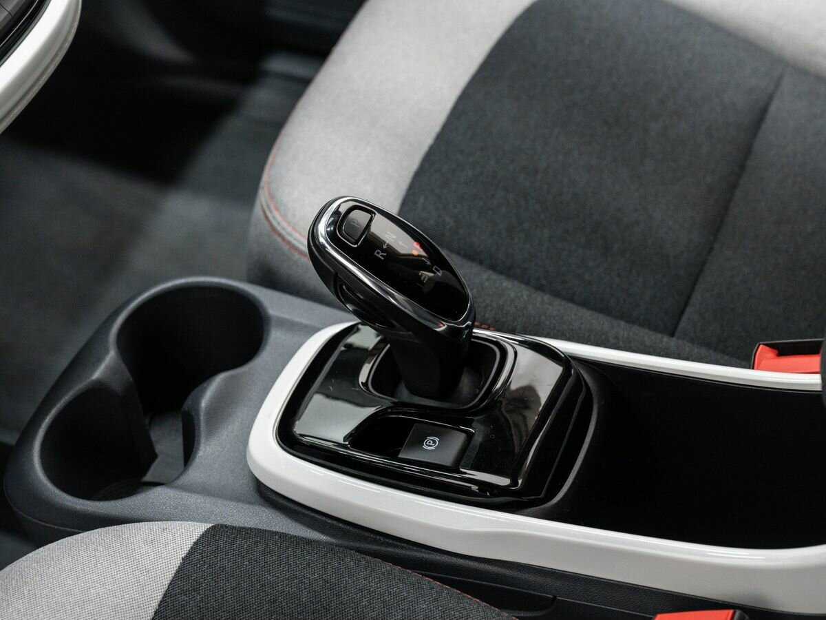 Купить Chevrolet Bolt с пробегом. Фото: #16
